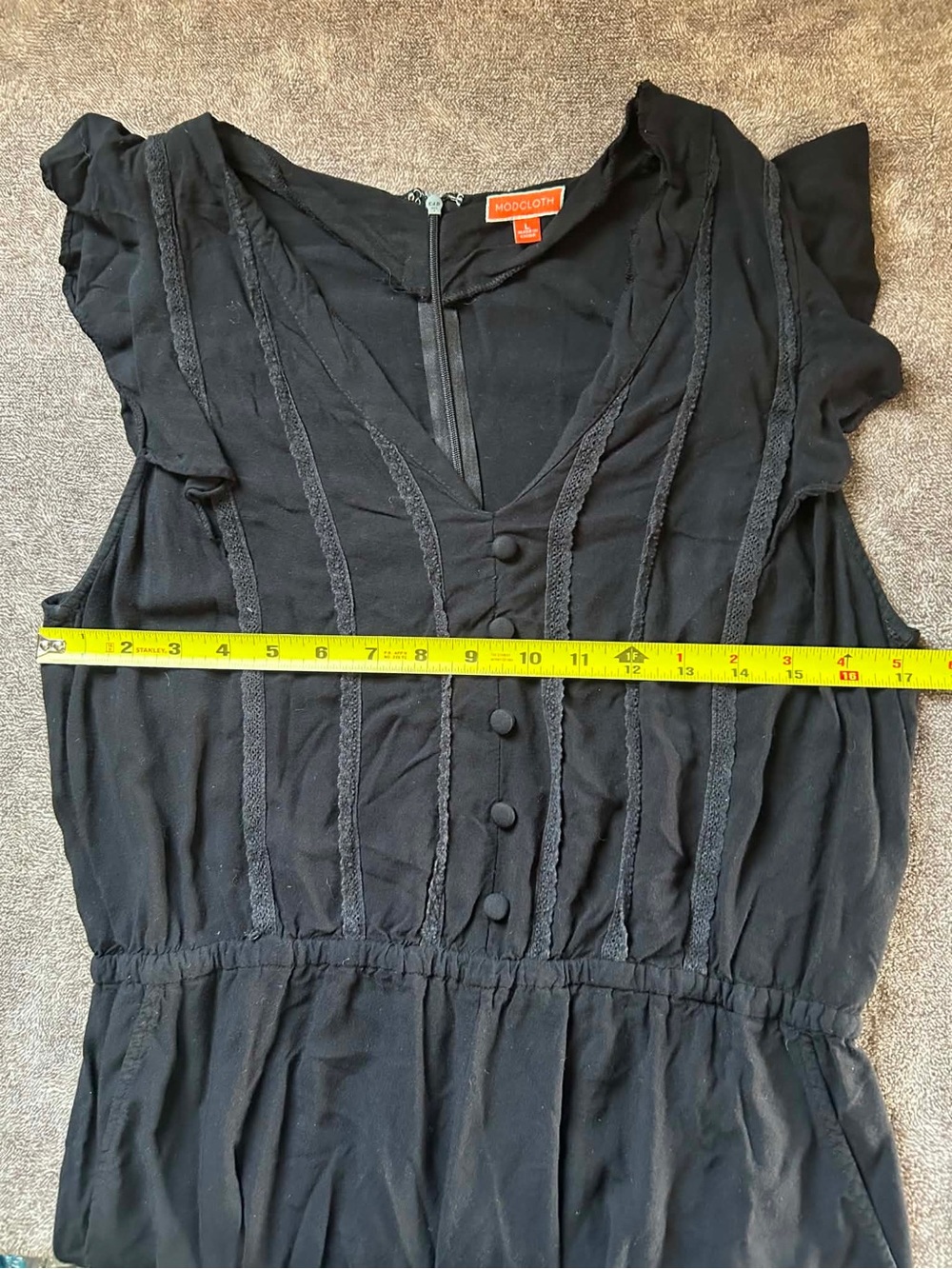 ModCloth Black Button-Front Romper Sz Large Feminine Ruffle Cap Sleeve Bohemian - Picture 5 of 7